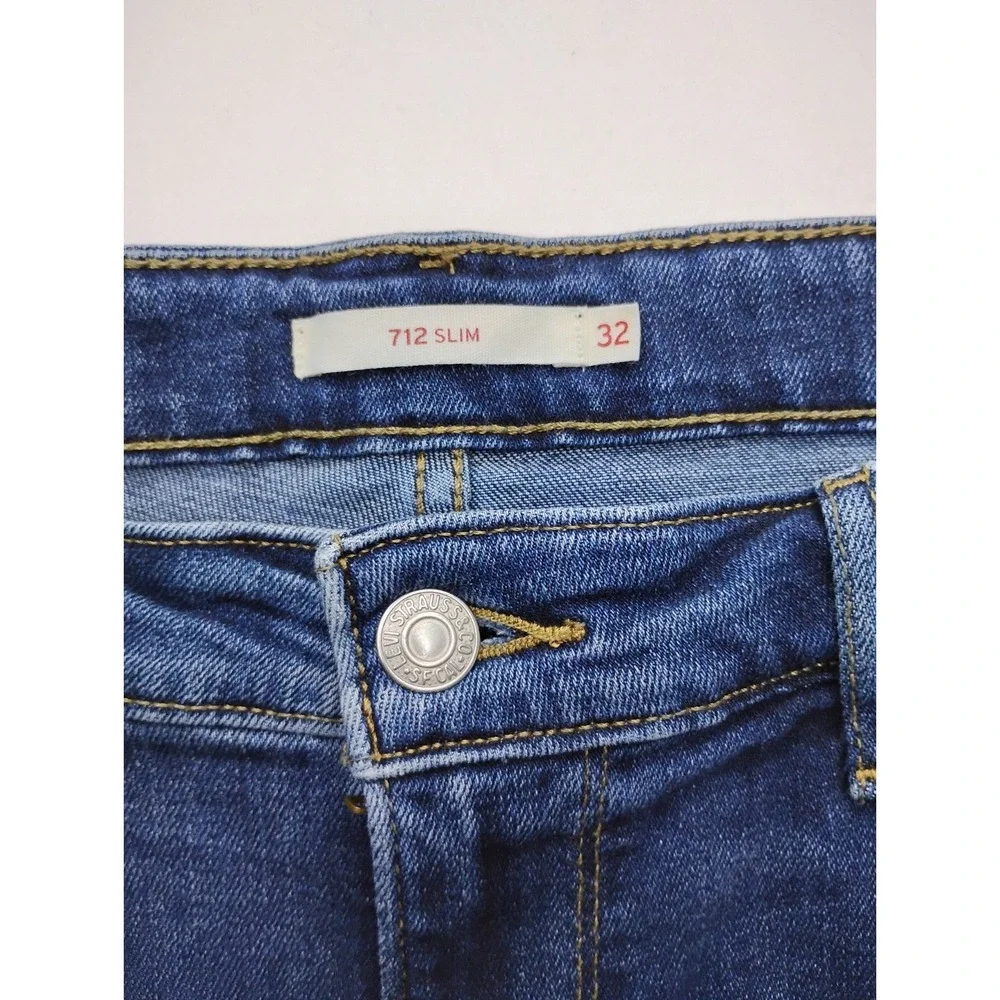 Levis used see